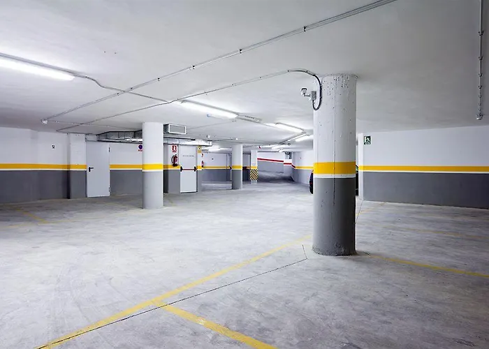 Отель Monjas Del Carmen Гранада